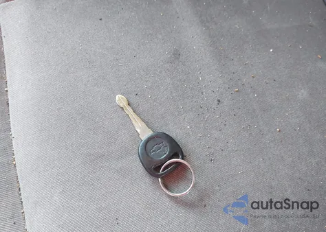 2005 Chevrolet Equinox Ls из США, поврежденный, VIN 2CNDL13F256198864